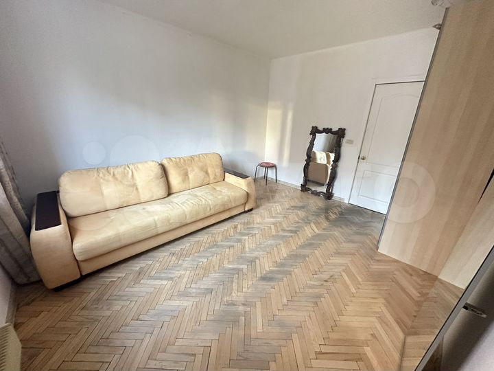 2-к. квартира, 54 м², 2/17 эт.