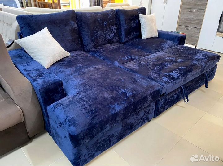 Большой угловой диван на заказ