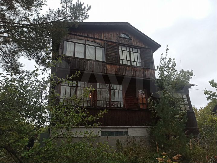 Дом 91 м² на участке 9,7 сот.