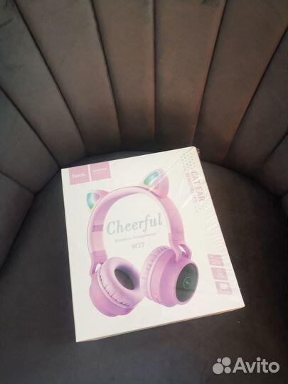Розовые светящтеся беспроводные наушники hoco