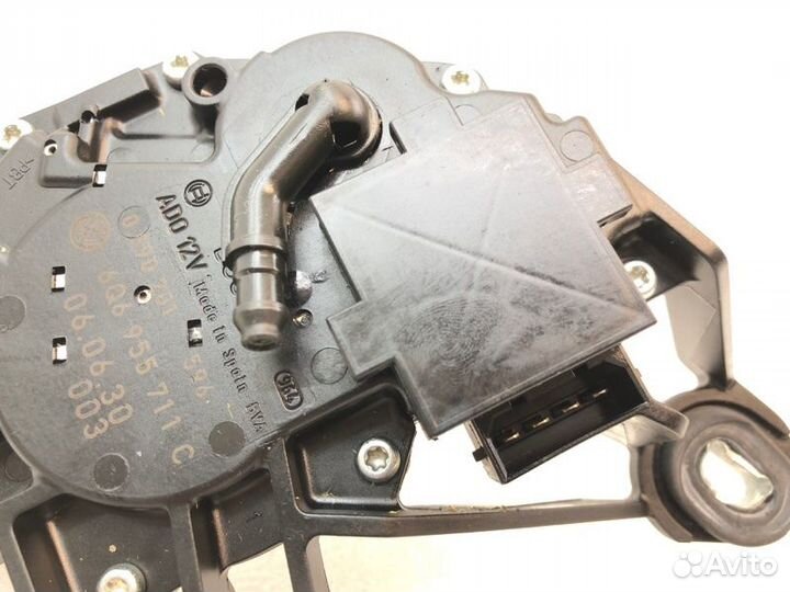 Моторчик стеклоочистителя задний Volkswagen Polo