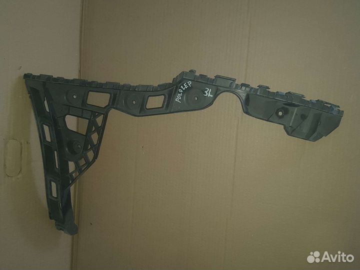 Кронштейн заднего бампера левый polo