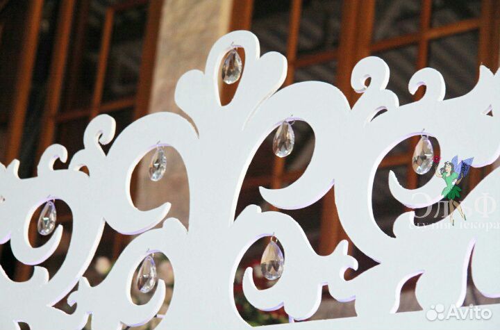 Ажурная ширма с камнями, тумбы ажурные