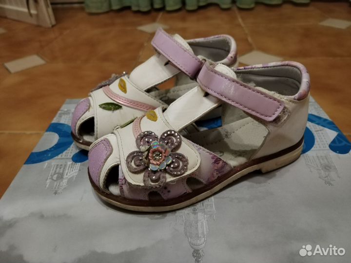 Сандали для девочки
