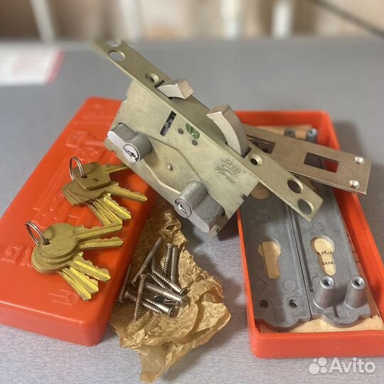 Замок дверной Краб