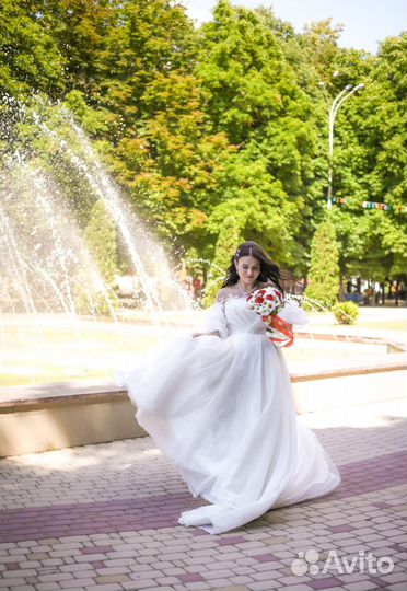 Свадебное платье