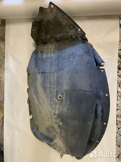 Подкрылок передний правый (передний) BMW X5 (E70)