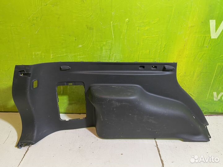 Обшивка багажника левая Mitsubishi Pajero Sport 3