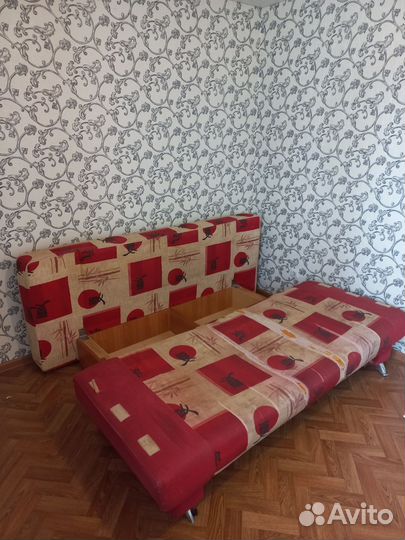 Диван книжка бу