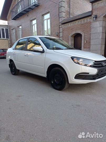 LADA Granta 1.6 МТ, 2024, 3 км
