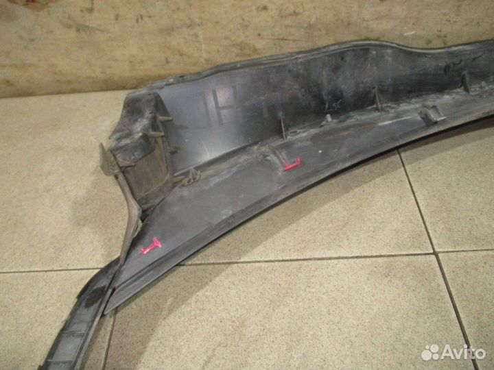 Решетка стеклооч. (планка под лобовое стекло) Mit