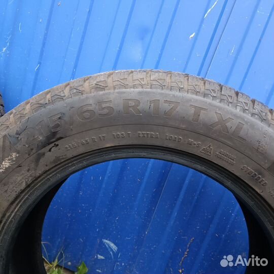 Continental IceContact 2 215/65 R17