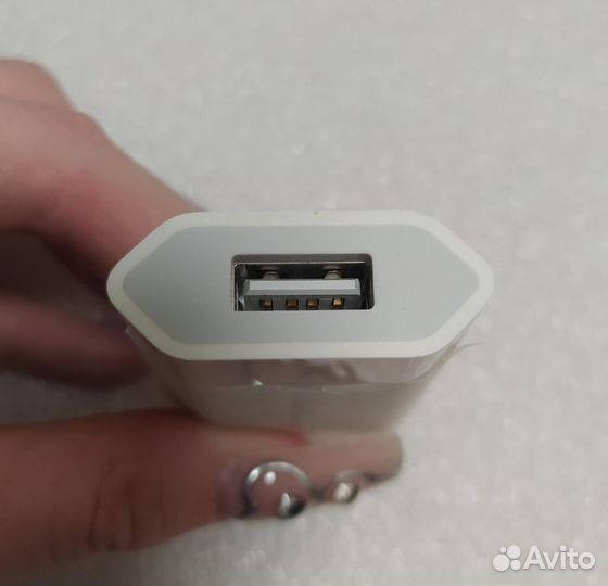 Сетевое зарядное устройство Apple, 5 Вт, белый