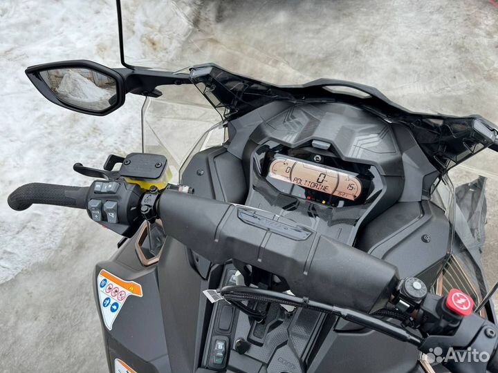 BRP Lynx Commander GT 900 ACE Turbo 2024