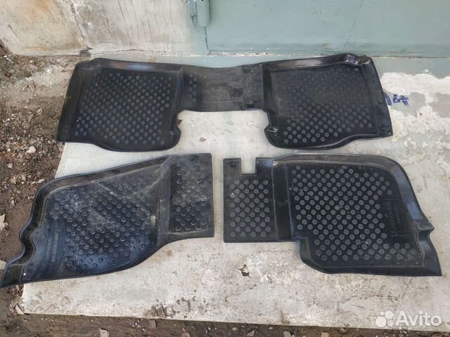 Коврики салона Каризма