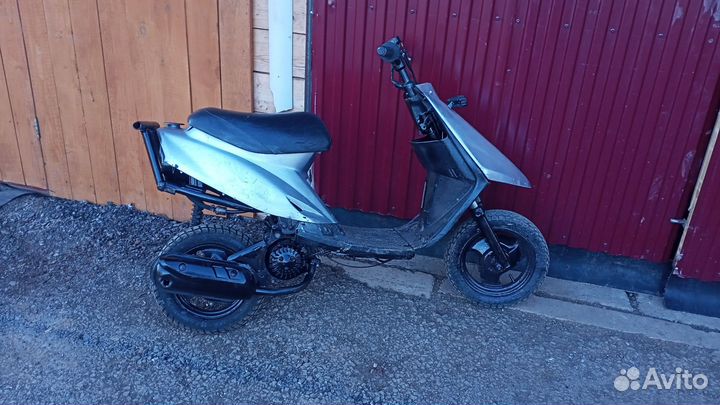 Скутер yamaxa jog