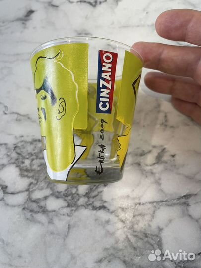 Стакан Чинзано Едет к покупателю