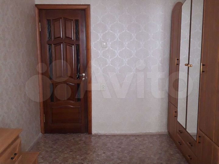 Комната 12 м² в 3-к., 10/10 эт.