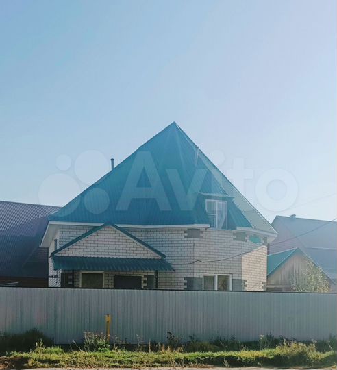 Дом 112 м² на участке 4,5 сот.