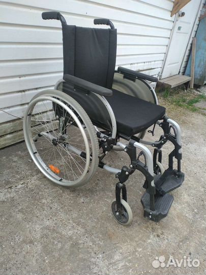 Коляска инвалидная