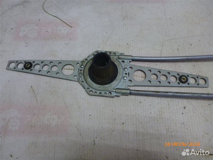 Стеклоподъемник передний правый Газ 3110 седан