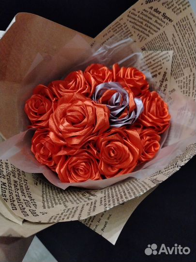 Букет из атласных лент