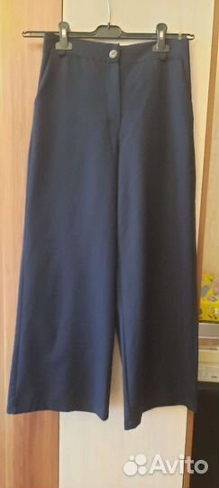 Школьный сарафан 134,брюки школьные 152-158