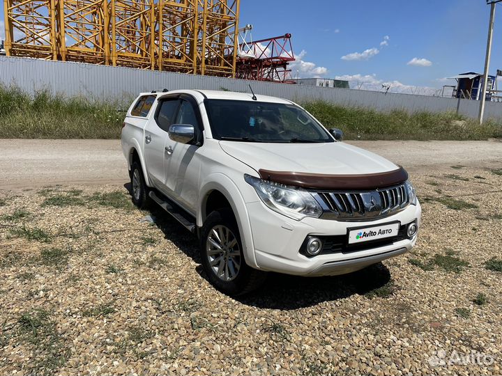 Mitsubishi L200 2.4 AT, 2016, 250 000 км