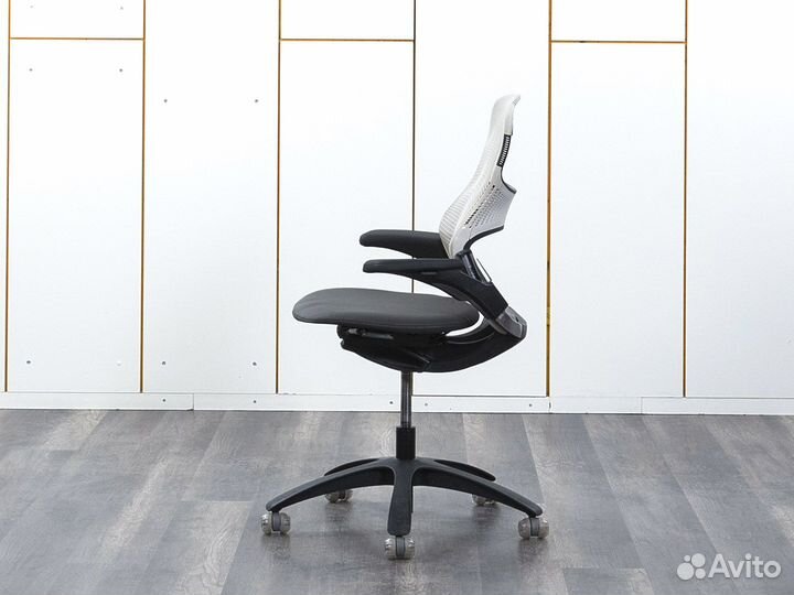 Кресло для руководителя Knoll Generation Knoll Gen