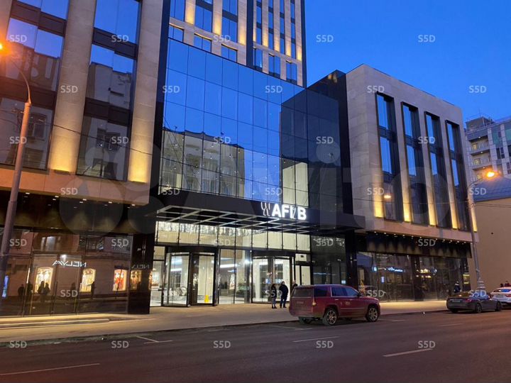 Сдам торговое помещение, 140.3 м²
