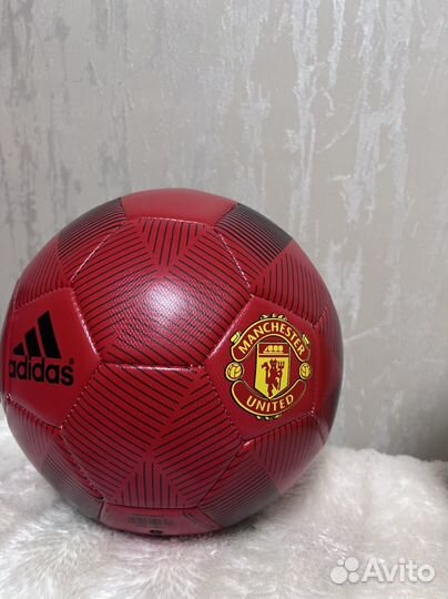 Футбольный мяч