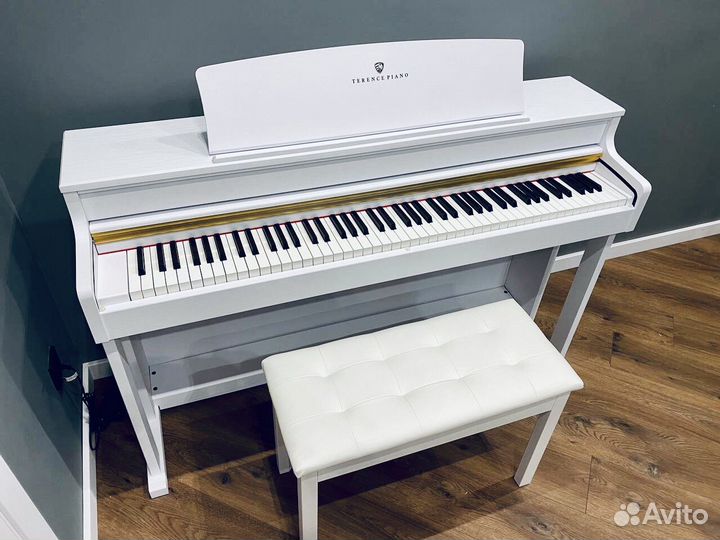 Новое белое цифровое пианино с банкеткой
