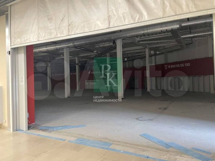 Торговое помещение 800 м2 в ТЦ Симолл