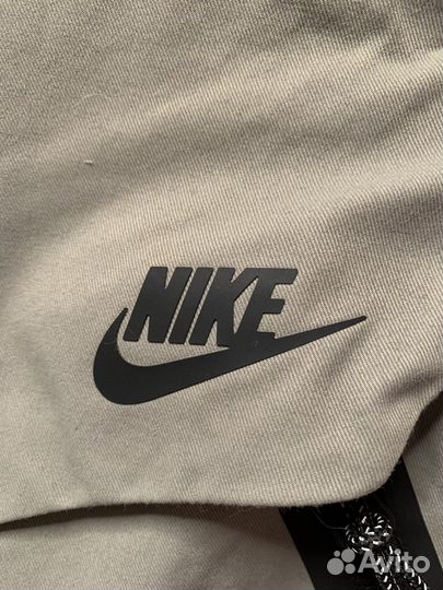 Шорты nike tech