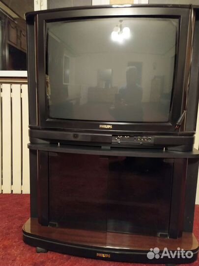 Телевизор с тумбой