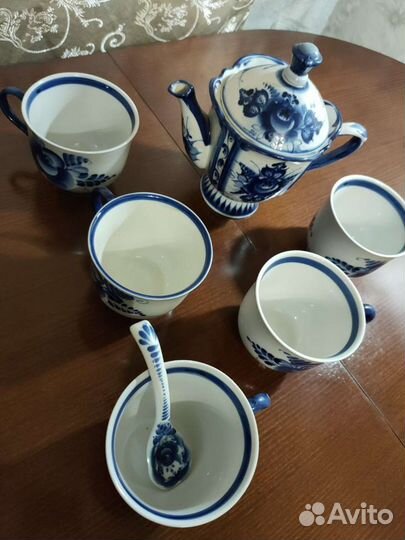 Сервиз чайный гжель