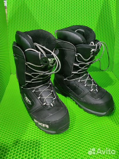 Снегоходные ботинки fxr