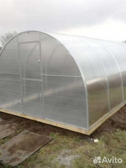 Теплица из поликарбоната