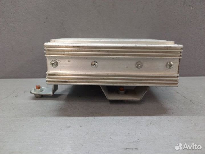 Усилитель звуковой частоты Honda Accord 8 2009