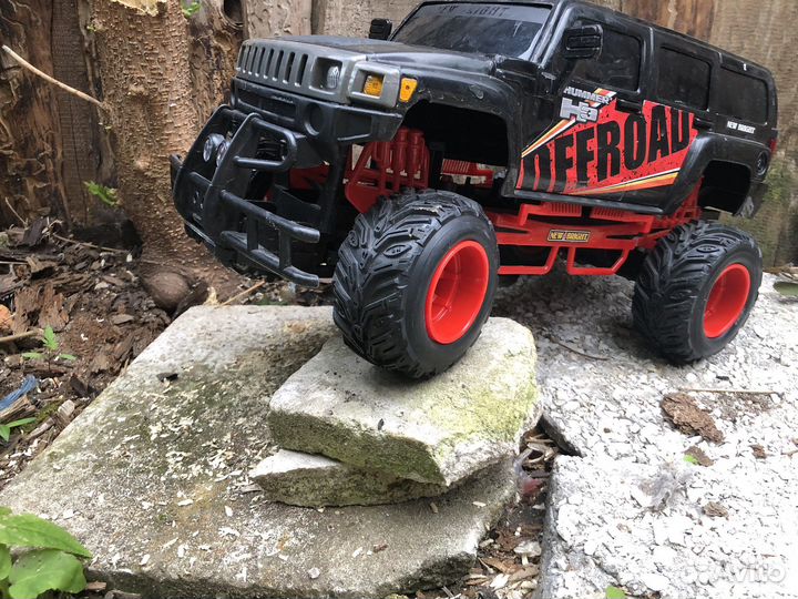 Внедорожник Хаммер и большие машины Порш и др