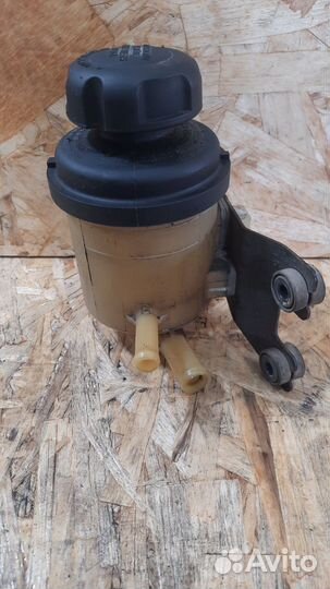 Бочек гидроусилителя Hyundai Solaris/Хундай 2014г