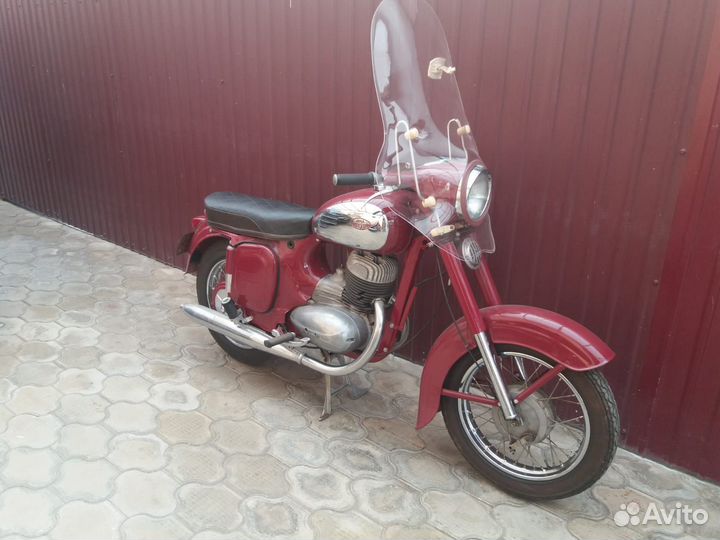 Ява 250 /559 Jawa