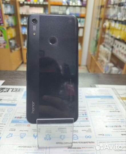 Honor 8a 32gb(б/у)