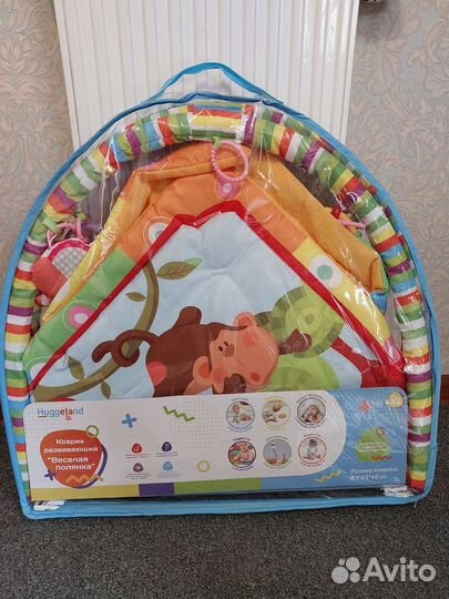 Развивающий коврик н Huggeland новый