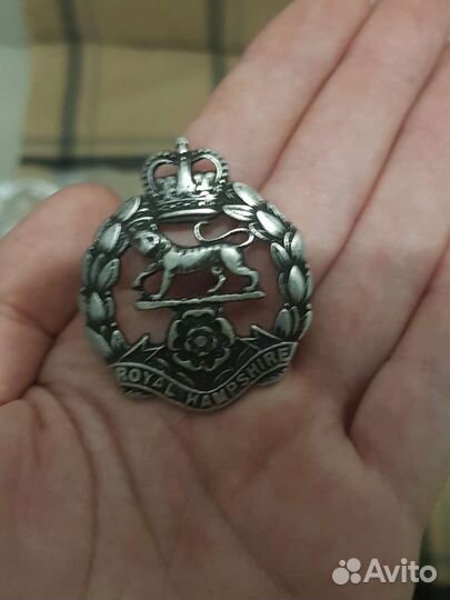 Значки для одежды и т.д