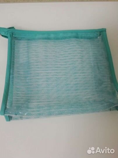 Косметичка новая 23*20