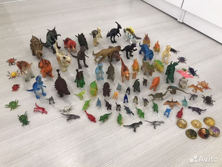 Игрушки динозавры коллекция