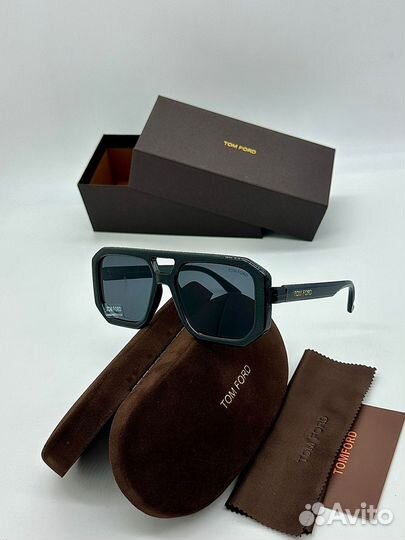 Солнцезащитные очки том Ford