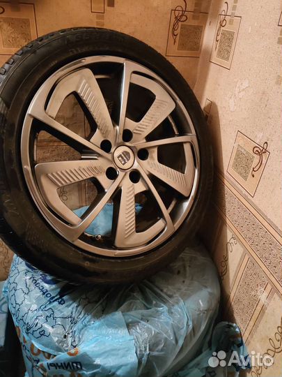 Landsail LS588 235/45 R18 98W