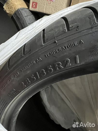 Dunlop SP Sport Maxx GT 285/35 R21
